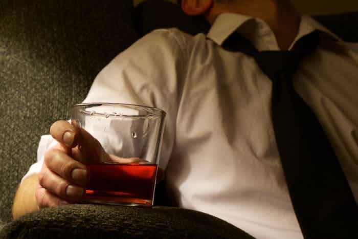 Signs and Symptoms of Alcohol Addiction